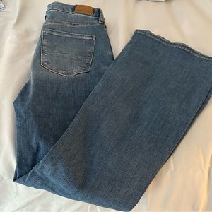 Women’s High Rise Curvy Jeans
